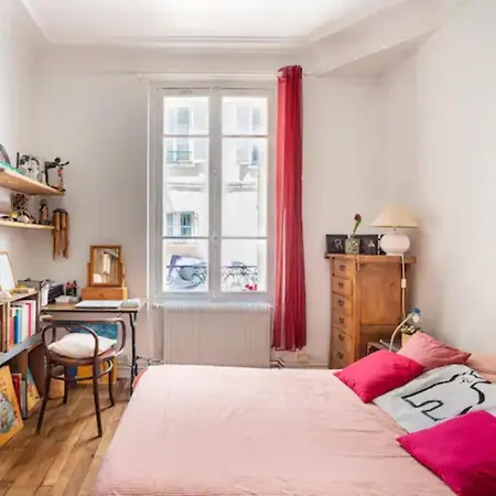 Vintage 2bd With Patio In Montmartre Appartamento